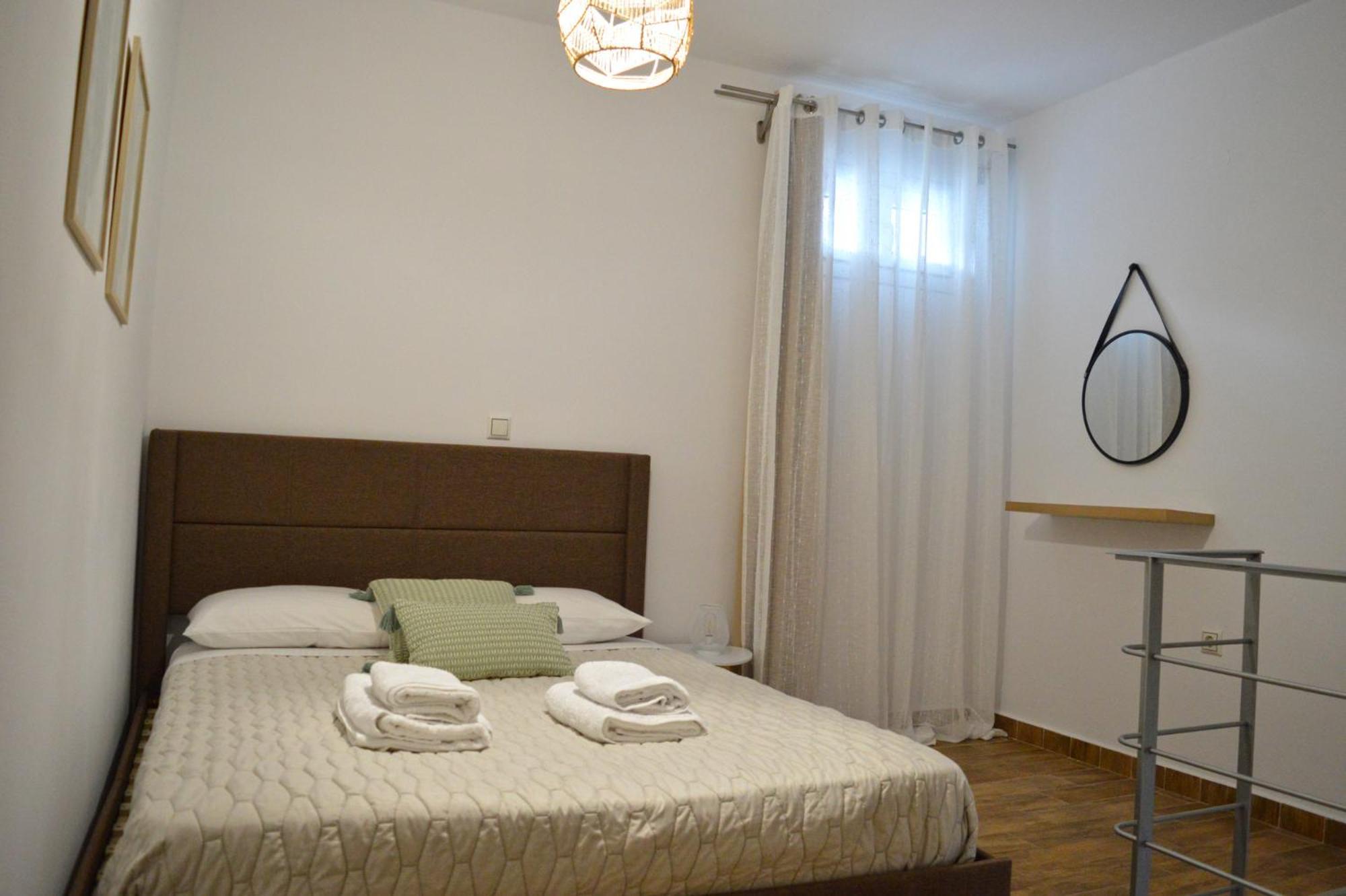 Sunshine House Appartement Ermoupoli Buitenkant foto